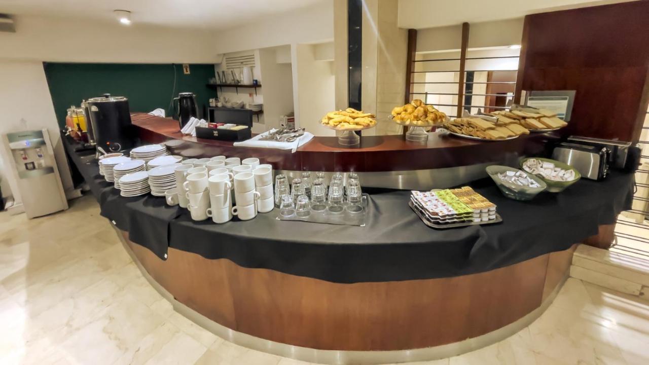 Hotel Hr Plaza Luxor Buenos Aires