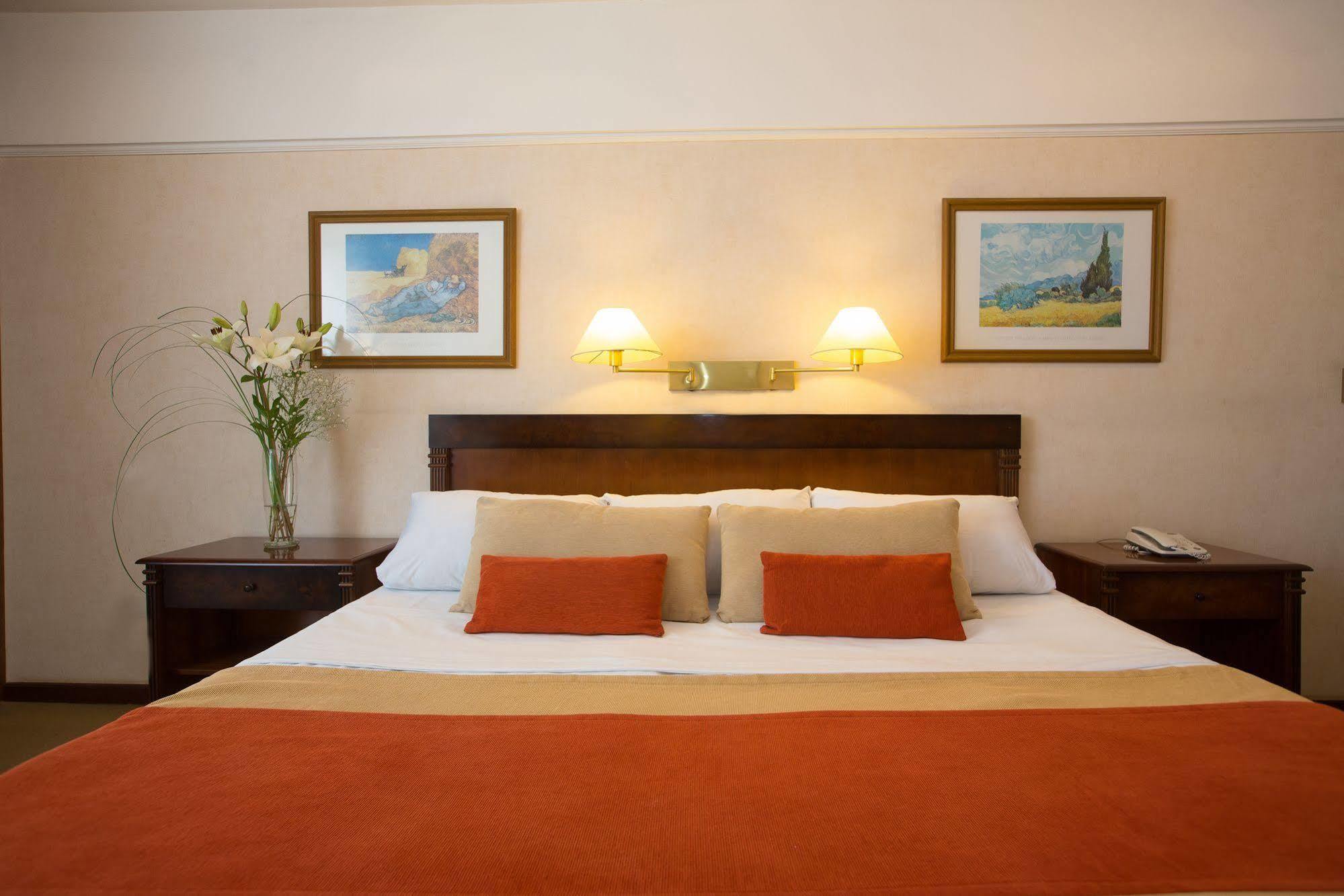 Hr Plaza Luxor 3*